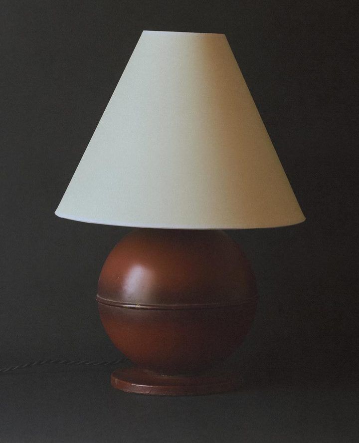 Red Lacquer Metal Table Lamp